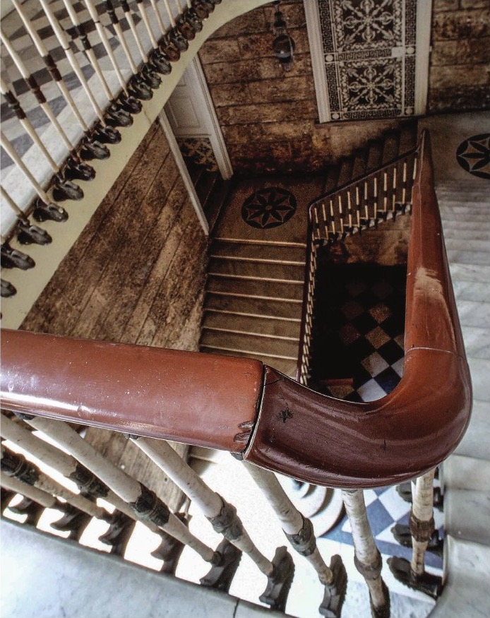Vista cenital de la escalera principal del Palacio de Aldama